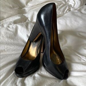 Vince Camuto | Imagine | Black | Peep-Toe | Leather | Platform Heels | Size 10